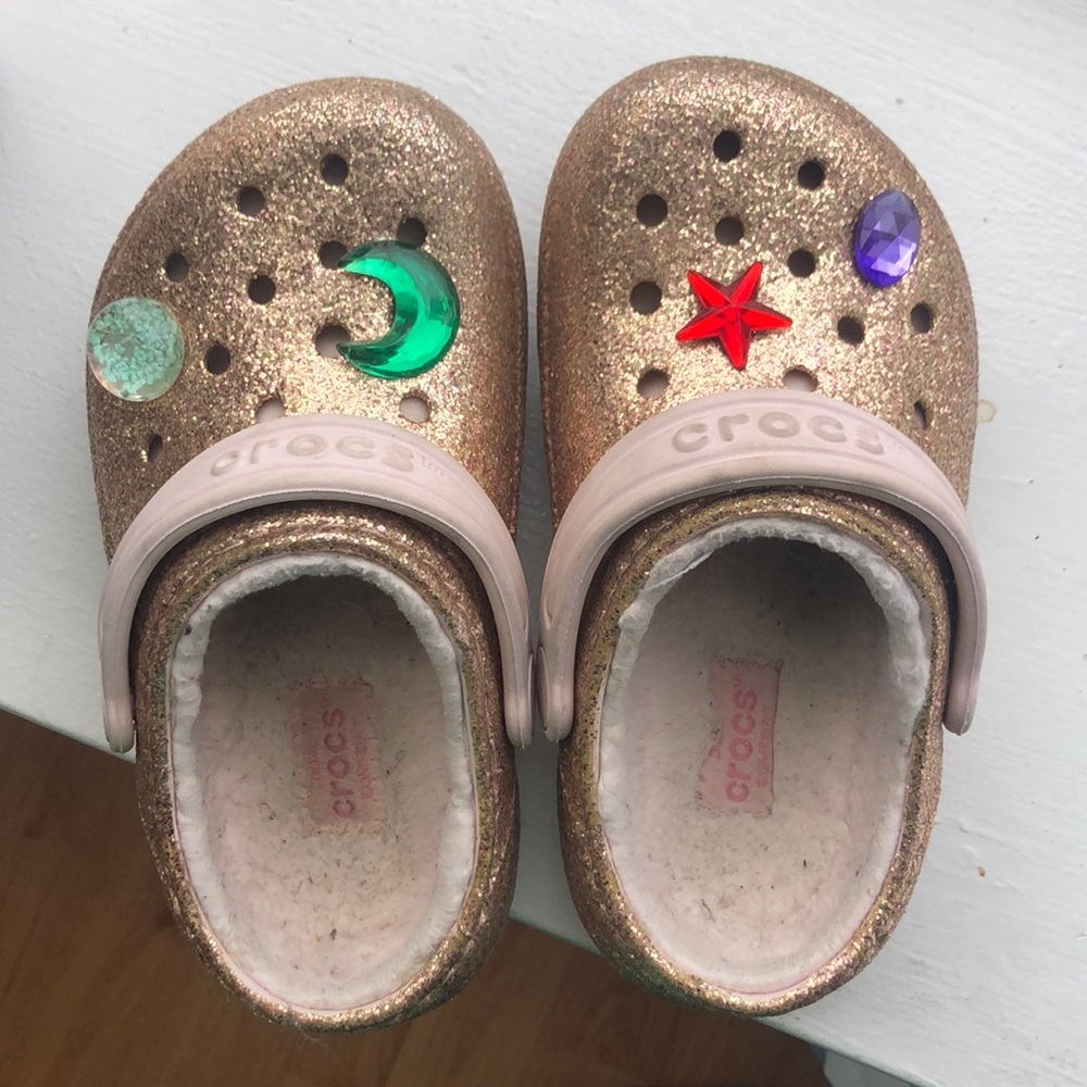 Size 9 crocs
